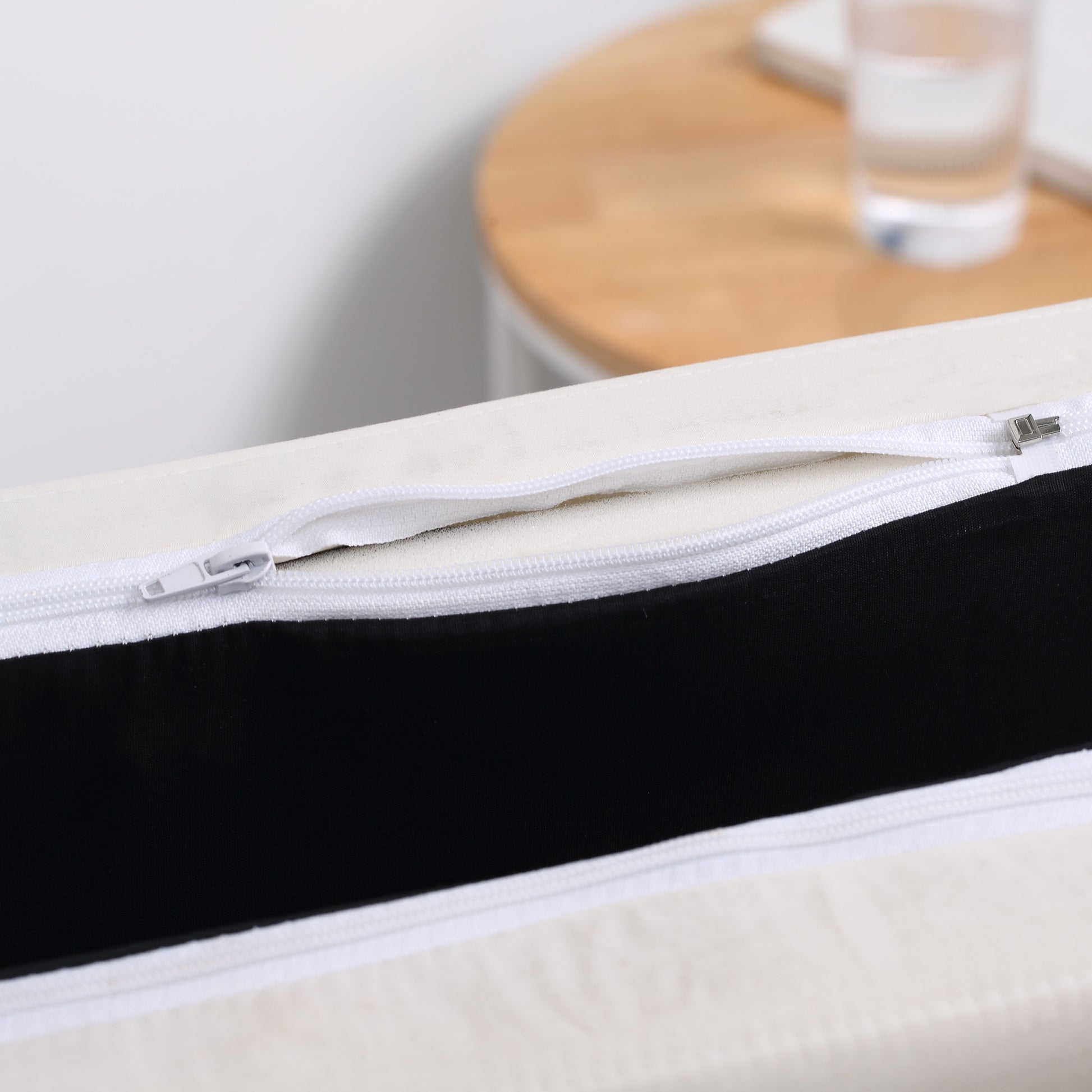 HOMCOM Folding Guest Bed - Adjustable Backrest & Wheels